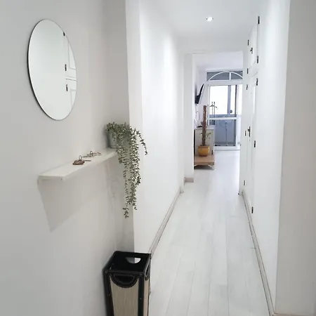 Piso Con Parkinprivado Y A10minutosdelaplayaandando Appartamento *