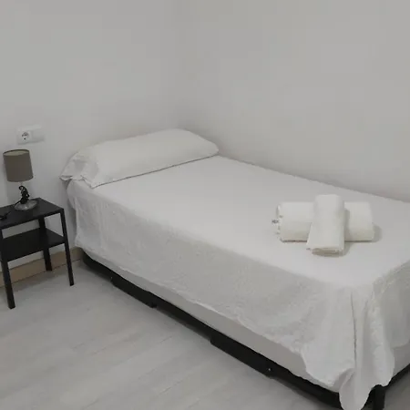 Piso Con Parkinprivado Y A10minutosdelaplayaandando *