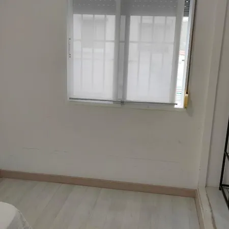 Piso Con Parkinprivado Y A10minutosdelaplayaandando Apartment *