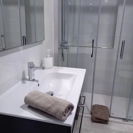 Piso Con Parkinprivado Y A10minutosdelaplayaandando Apartment *